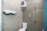 Toilet Kamar Sky Inn Tebet 1 Jakarta