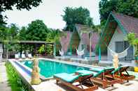 Swimming Pool Makarma Resort Lombok