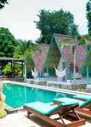 SWIMMING_POOL 