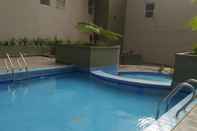 Swimming Pool Apartement Grand Asia Afrika By Damar Akbar 