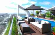 สระว่ายน้ำ 2 Nginap Jogja at Apartemen Uttara (City View)