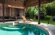 Kolam Renang 3 Authentic Villa Pryaniki