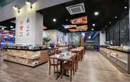 Restaurant 4 favehotel Sidoarjo