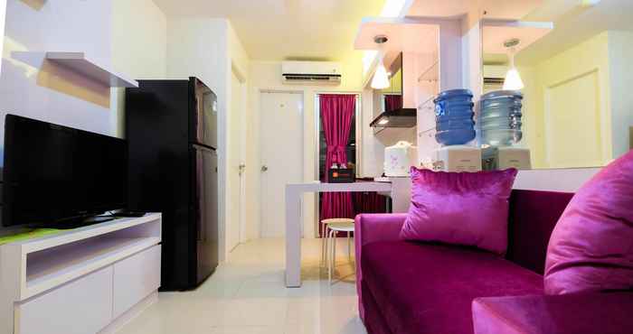 ห้องนอน Comfy 2BR Bassura City Apartment near Mall by Travelio