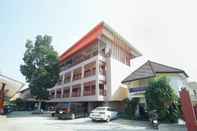 Bangunan OYO 75388 P2 Place