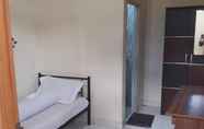 Kamar Tidur 2 Wisma Jasmine Syariah