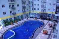 Swimming Pool Apartment The Suites by Jaya Persada Putra