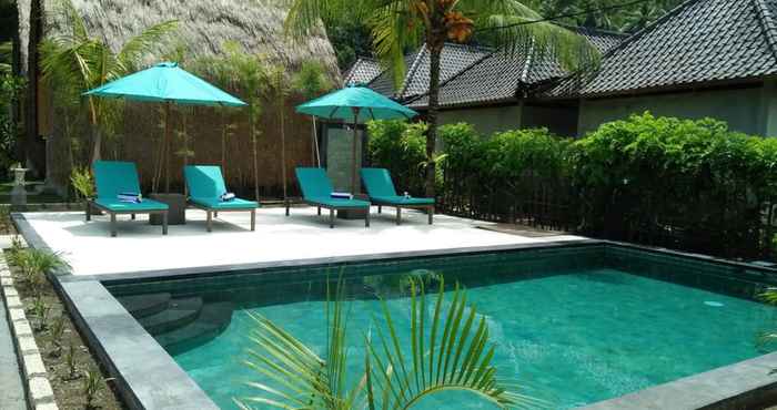 Kolam Renang Bale Lumbung Bungalows