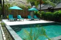 Swimming Pool Bale Lumbung Bungalows