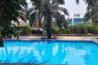 สระว่ายน้ำ Town View 2BR Apartment @ Mutiara Bekasi