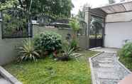 Common Space 2 Surabaya Homey near Supermall