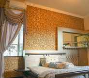 Bedroom 6 Surabaya Homey near Supermall