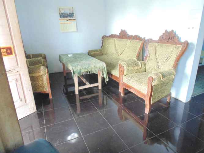 Myhomestay Sulyati Banyuwangi Harga Hotel Terbaru Di Traveloka