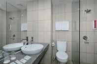 In-room Bathroom favehotel Malang