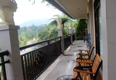 침실 2 Seruni Hotel Family Room