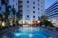 Swimming Pool Rendezvous Hotel Singapore by Far East Hospitality