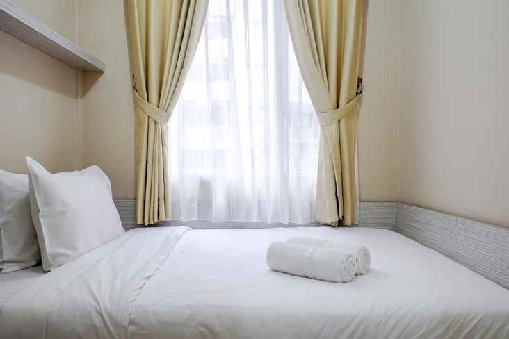 BEDROOM Strategic 1BR Menteng Square Apartment at Central Area by Travelio