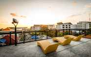 สระว่ายน้ำ 5 d'Gobers Hostel Seminyak by Gumilang Hospitality