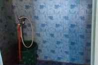 Toilet Kamar Wisma Ayank Dua