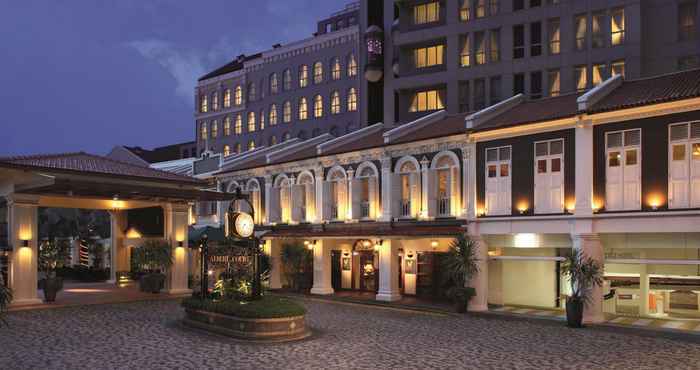 Bangunan Village Hotel Albert Court by Far East Hospitality