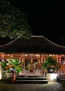 RESTAURANT The Nalaya Hotel & Resto 