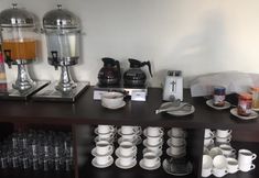 Restaurant 6 Wise Hotel Tomohon