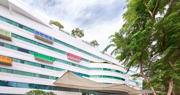 Lobby Village Hotel Changi by Far East Hospitality