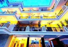 Exterior 3 Golden Banana Residence