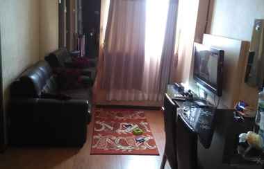 Lobi 2 Apartment 2BR The Suites Metro By Gress