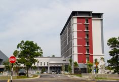 Luar Bangunan 3 Scholar's Suites 