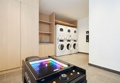 CleanAccommodation 4 Capri by Fraser, China Square