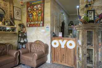 ล็อบบี้ 4 OYO 401 The Frog Homestay Sanur