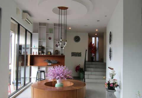 Lobby Green Costel