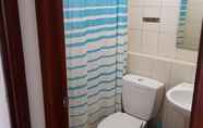 Toilet Kamar 3 Apartment Specialist - Royal Mediterania Tanjung Duren