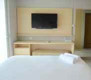 Kamar Tidur 5 Enjoy and Relax Studio Apartment The Oasis