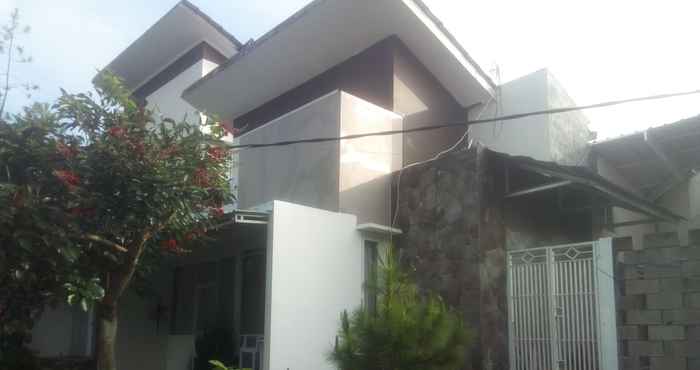 Exterior Queen Family Villa Syari'ah