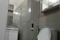 In-room Bathroom Apartemen Bintaro Plaza Residence Near STAN by Angelynn
