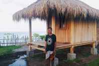 Lobi Beachfront Bungalow Pantai Medas 6