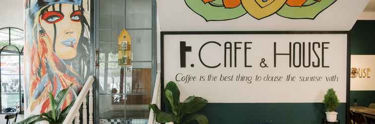 ล็อบบี้ T Cafe & House