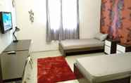 Bilik Tidur 3 Chic Room at Kubikahomy Near AEON ICE BSD