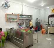 Bar, Cafe and Lounge 7 Hong Jaya Homestay