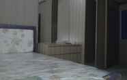 ห้องนอน 5 Comfy Room at Apartemen Season City (HNS)