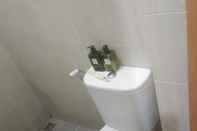 In-room Bathroom Rumah Kost 65E near Tamansari Mangga Besar