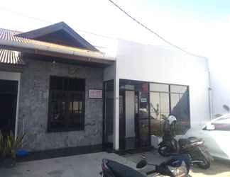 Luar Bangunan 2 SKYZ hostel syariah