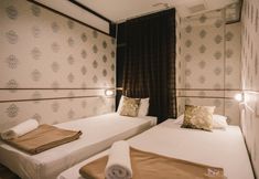 寝室 4 GUYASUKA X Suthisarn