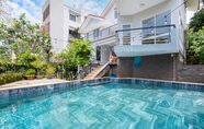 Swimming Pool 5 Palm 17 Pool Villa Vung Tau