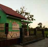 Bangunan 2 Full House 2 Bedroom at Green Avenue Homestay