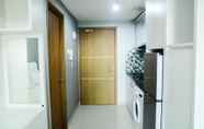 Toilet Kamar 4 New Furnished Studio Room The Oasis Apartment