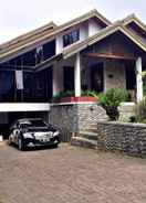 LOBBY Holiday Villa Alam Cipanas Puncak