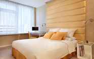 Bedroom 2 Cosmo Hotel Hong Kong